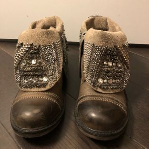 Beaded Zigi Girl Rocket Boots